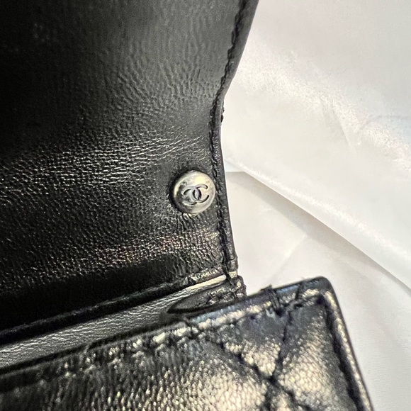 CHANEL Goatskin Quilted Small Chic Pearls Flap Bag - Picture 13 of 14